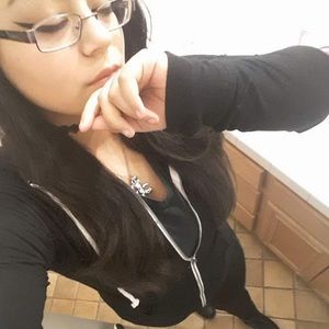 Meet your Posher, Sofia